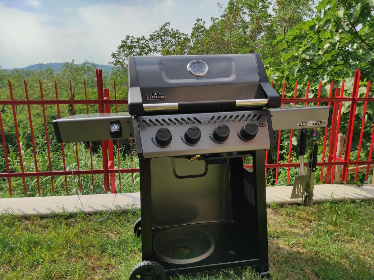 Oasi Del Monferrato - Appartamento Rosso Mombercelli Eksteriør billede